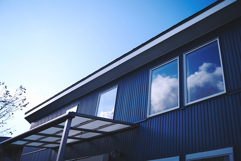 ガルバリウム鋼板の外壁