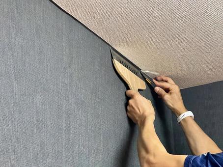 壁紙一面だけの張り替え費用はいくら？アクセントクロスの相場とDIY・業者比較