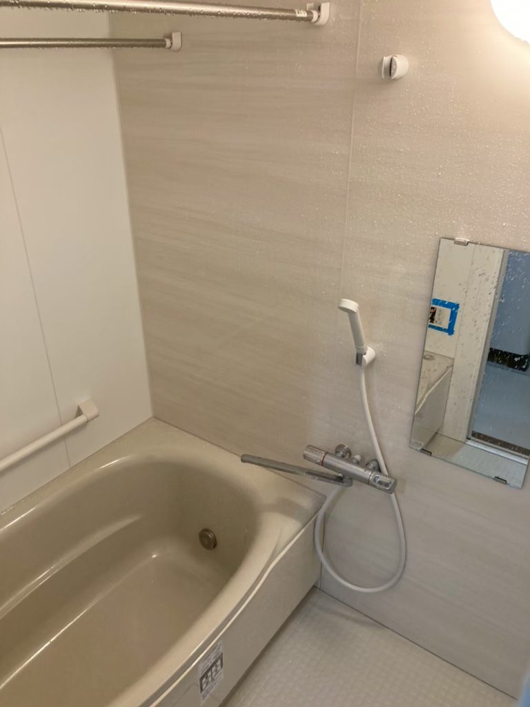 浴室改修、キッチン改修、カップボード交換、トイレ交換工事no.18329