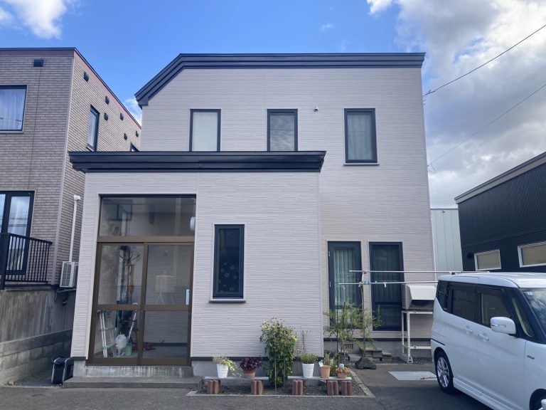 金属サイディング上貼工事、屋根塗装、キッチン交換工事no.18737