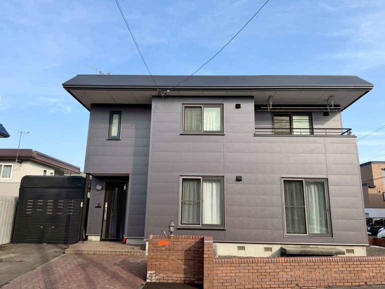 金属サイディング上貼、塗装、塀・門柱部分補修、花壇部分撤去、アスファルト舗装工事no.19121